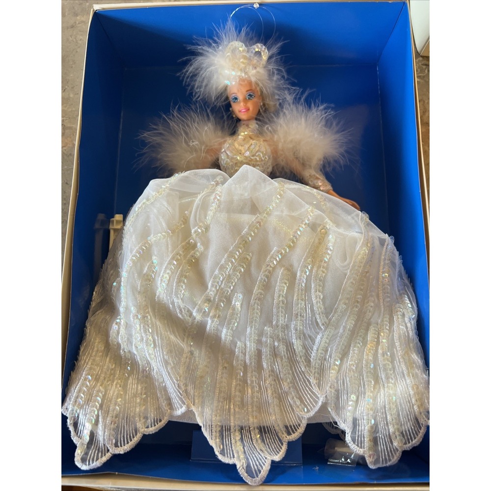 1994 Snow Princess Barbie Doll Enchanted Seasons Winter Collection Mattel